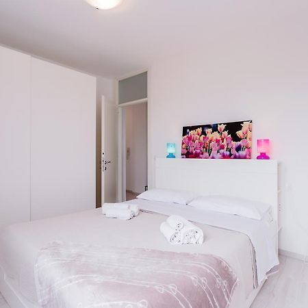 Bilocale Via Forni Apartment Udine Luaran gambar